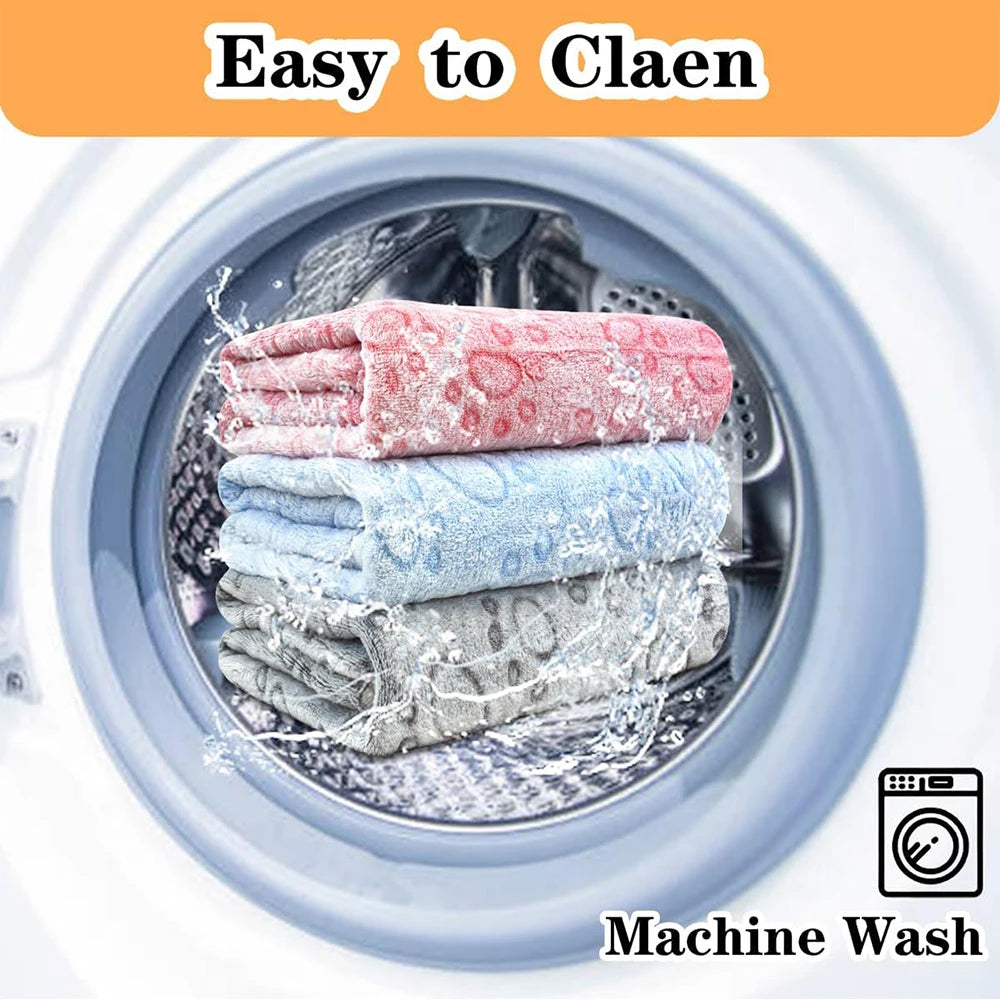 1pcs Ultra-Soft Paw Print Dog Blankets - Machine Washable, Cozy Pet Pillow Pads for Indoor & Outdoor Use