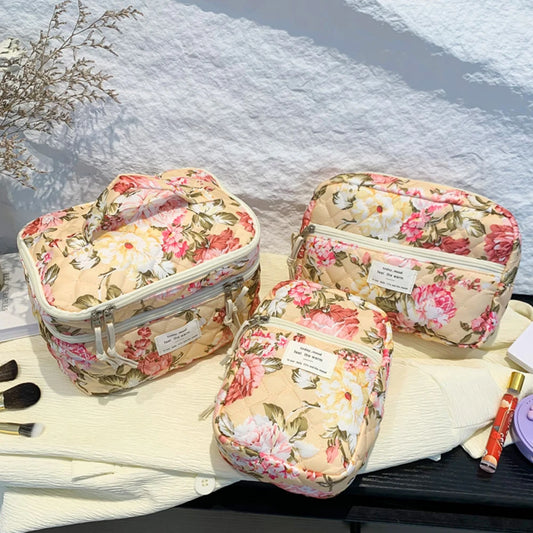 Quilted Makeup Bag- Floral Cosmetic Bag﻿